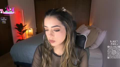 Eliza online show from January 11, 5:18 pm