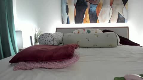 Eva online show from November 24, 7:13 pm