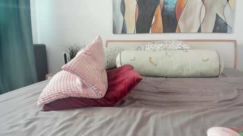 Eva online show from December 19, 12:34 pm