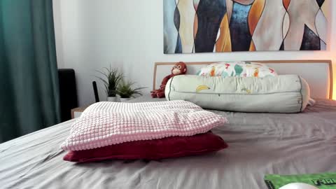 Eva online show from March 12, 9:04 am