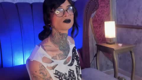 Snapshot of misaki_six chatting on May 9, 1:38 pm GTM-5 online show from May 9, 1:38 pm