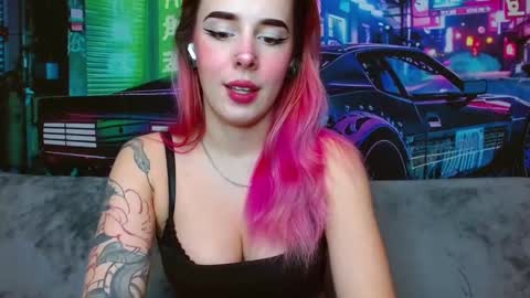 Snapshot of misdomix chatting on November 21, 4:55 am Mis Domix Kate online show from November 21, 4:55 am