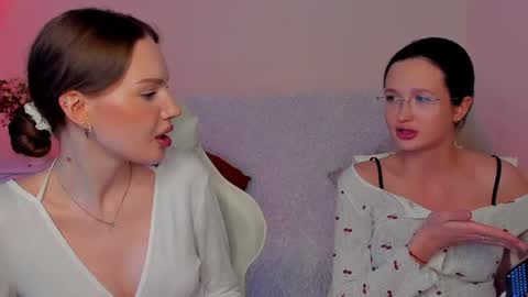 Snapshot of mish_ka3 chatting on April 24, 11:45 am Misha online show from April 24, 11:45 am