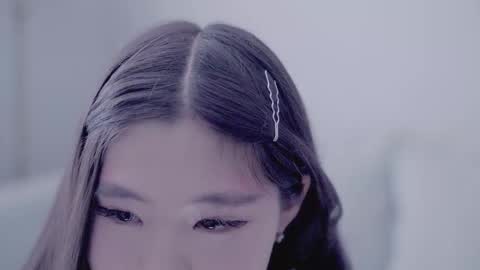 Snapshot of miso_misa chatting on December 3, 8:23 am Misa online show from December 3, 8:23 am