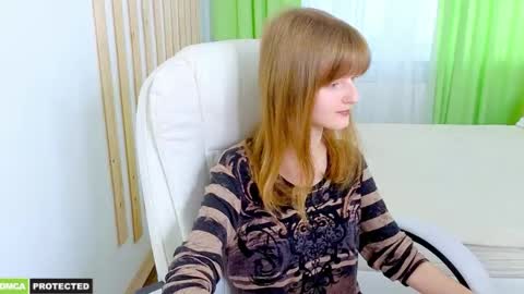 Alisa NONNUDE online show from May 17, 2:46 pm