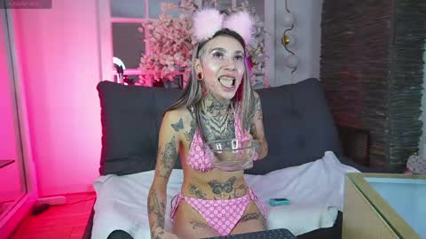 miss___angel online show from May 11, 11:16 am