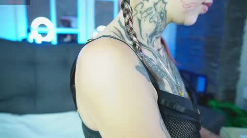 miss___angel online show from May 15, 11:17 am