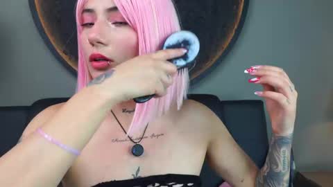 Snapshot of miss___charlotte chatting on October 3, 6:05 pm Charlotte online show from October 3, 6:05 pm