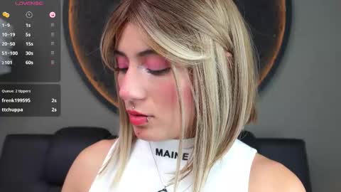 Snapshot of miss___charlotte chatting on October 9, 6:17 pm Charlotte online show from October 9, 6:17 pm