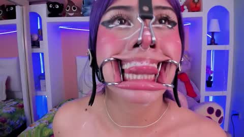 Megan online show from February 16, 2:24 pm