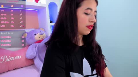 Snapshot of miss___zoe chatting on February 1, 2:24 pm miss___zoe online show from February 1, 2:24 pm