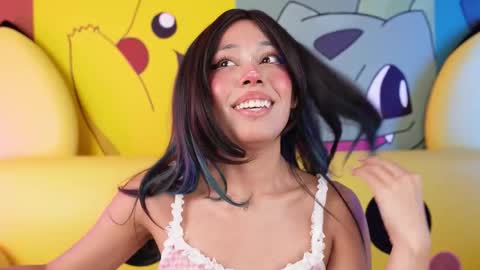 Snapshot of miss__aly chatting on February 21, 8:43 pm Ally online show from February 21, 8:43 pm