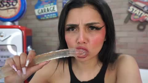 Snapshot of miss__anastasia chatting on June 5, 11:05 am Anastisia online show from June 5, 11:05 am