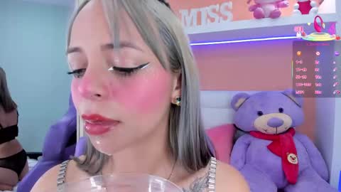 Lizz online show from March 7, 6:11 pm