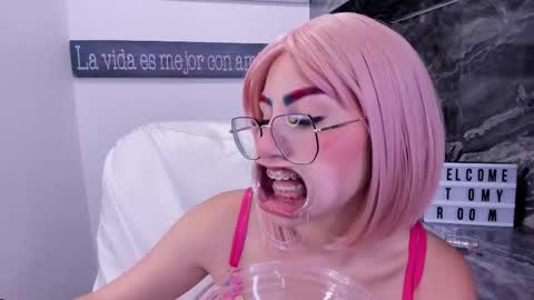 Lizz online show from September 10, 6:30 pm