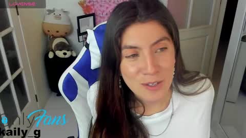 Snapshot of miss_adams01 chatting on December 20, 4:09 am miss_adams01 online show from December 20, 4:09 am