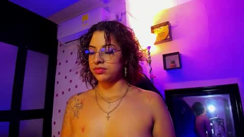 Snapshot of miss_akemi chatting on October 31, 2:12 am Akemi 3 online show from October 31, 2:12 am