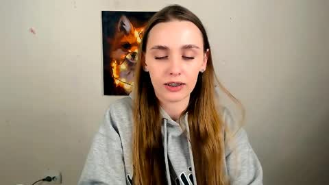 Snapshot of miss_angelina_ chatting on April 9, 6:41 am Angelina online show from April 9, 6:41 am