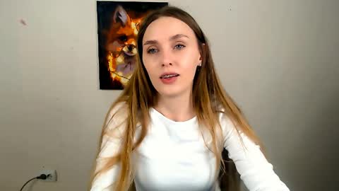 Snapshot of miss_angelina_ chatting on April 15, 6:09 am Angelina online show from April 15, 6:09 am
