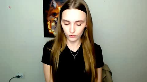 Snapshot of miss_angelina_ chatting on May 14, 6:09 am Angelina online show from May 14, 6:09 am