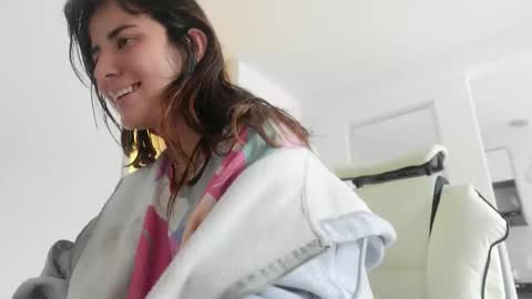 miss_ann_1 online show from May 12, 9:56 pm
