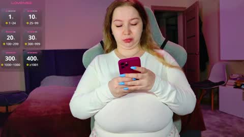 Snapshot of miss_anna909 chatting on April 10, 5:39 pm Anna online show from April 10, 5:39 pm