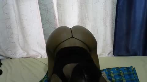 Snapshot of miss_bani chatting on October 22, 6:46 am miss_bani online show from October 22, 6:46 am