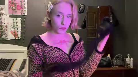 Anya online show from June 11, 10:08 pm