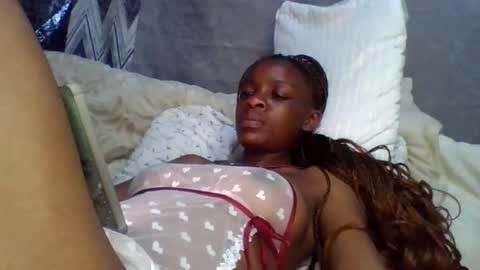 miss_belllo online show from February 2, 9:08 am