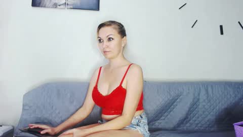 miss_blonde1 online show from May 5, 6:54 am