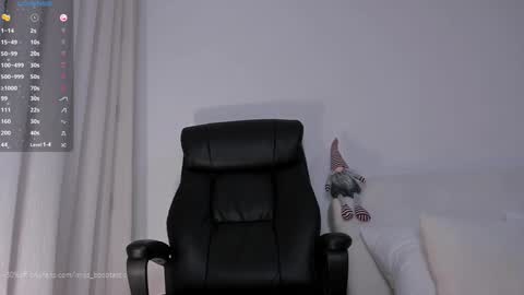 Ivy online show from December 13, 12:28 pm