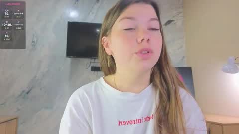 Sandy online show from October 4, 12:30 am