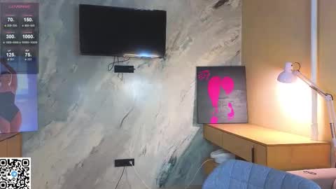 Sandy online show from October 30, 12:45 am