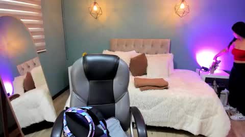 Cataleya online show from November 7, 11:32 am