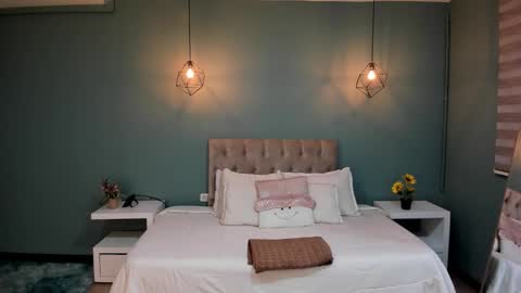 Cataleya online show from November 28, 11:46 am