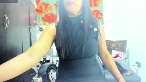 Snapshot of miss_clarepocahose chatting on April 20, 1:41 am Clare PocaHose online show from April 20, 1:41 am