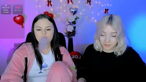 Snapshot of miss_courtney chatting on March 22, 9:45 am miss_courtney online show from March 22, 9:45 am