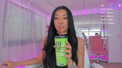 miss_diamond__ online show from May 15, 6:53 am