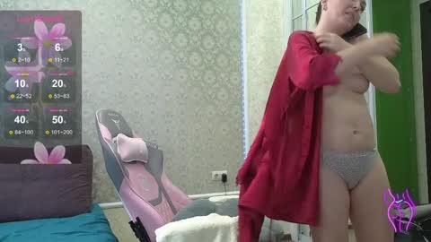 miss_divora online show from April 1, 9:32 am