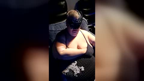 miss_ella_rose online show from July 17, 4:52 am