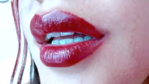 Snapshot of miss_evoleth2 chatting on January 25, 7:28 am Miss Evoleth online show from January 25, 7:28 am