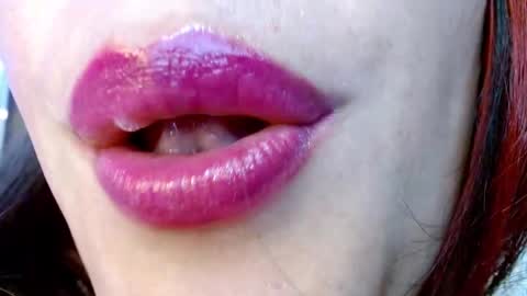 Snapshot of miss_evoleth2 chatting on January 27, 9:13 am Miss Evoleth online show from January 27, 9:13 am