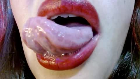 Snapshot of miss_evoleth2 chatting on February 10, 7:26 am Miss Evoleth online show from February 10, 7:26 am