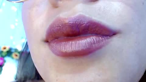 Snapshot of miss_evoleth2 chatting on February 11, 6:19 am Miss Evoleth online show from February 11, 6:19 am
