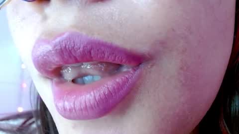 Snapshot of miss_evoleth2 chatting on February 21, 9:34 am Miss Evoleth online show from February 21, 9:34 am