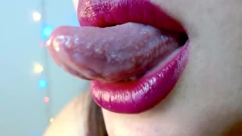 Snapshot of miss_evoleth2 chatting on February 27, 5:56 am Miss Evoleth online show from February 27, 5:56 am