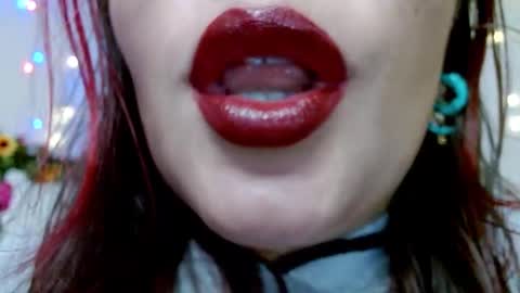 Snapshot of miss_evoleth2 chatting on March 11, 6:32 am Miss Evoleth online show from March 11, 6:32 am