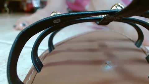 Snapshot of miss_evoleth2 chatting on February 21, 1:34 pm Miss Evoleth online show from February 21, 1:34 pm