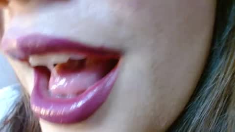 Snapshot of miss_evoleth2 chatting on March 3, 1:23 am Miss Evoleth online show from March 3, 1:23 am