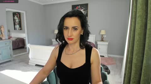 Snapshot of miss_giulia chatting on January 16, 9:59 am Miss Giulia online show from January 16, 9:59 am